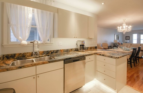 Plattsburgh House | Community Perks & Beach Access: Plattsburgh Gem