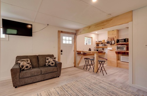 Hillsgrove Cabin | Community Perks: Elk Creek Escape - Deluxe Cabin C
