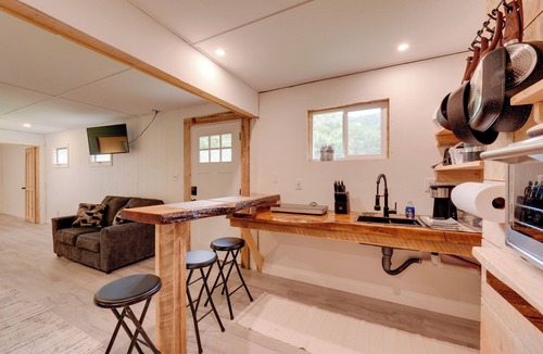 Hillsgrove Cabin | Community Perks: Elk Creek Escape - Deluxe Cabin C