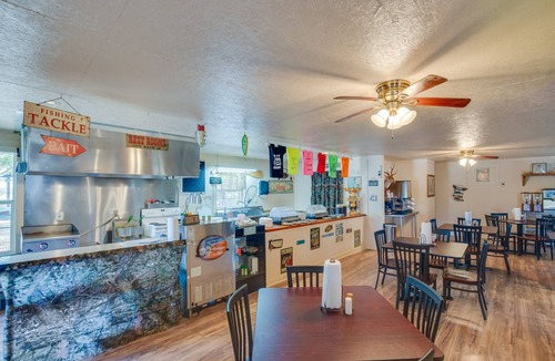 Cayuga Apartment | Community Pier: Cozy Kerens Cabin!