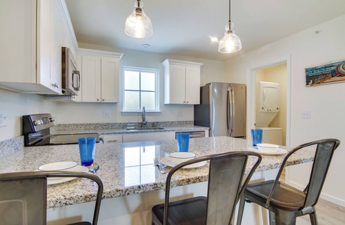 Rehoboth Beach Apartment | Community Pool Access: Rehoboth Beach Unit!