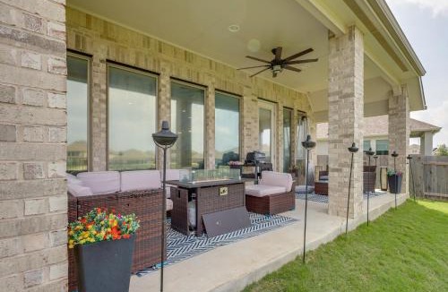 Manor House | Commute to Austin! High-End Suburban Home w/Yard