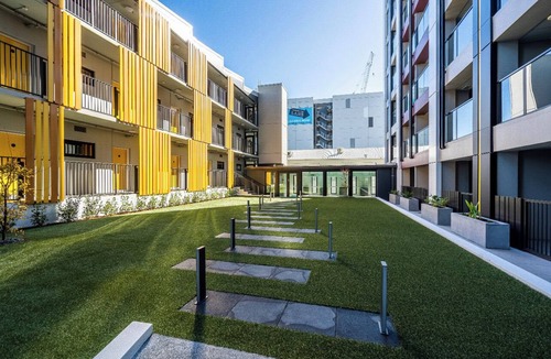 Newton House | Compact but have'em all 1-bedroom studio in CBD