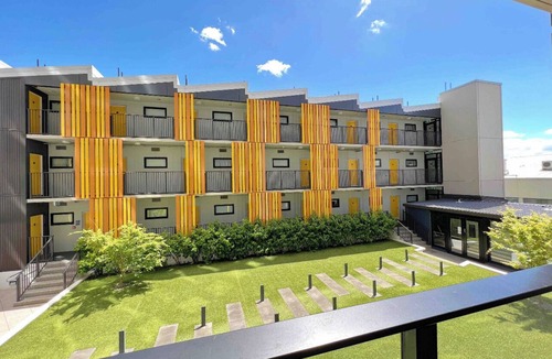 Newton House | Compact but have'em all 1-bedroom studio in CBD