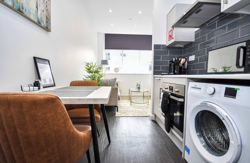 Bradford Apartment | Compact & Convenient Apartment in Bradford