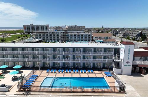 Wildwood Crest Hotel | Compass Family Resort