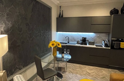 Haymarket Apartment | Complete City Centre Comfort