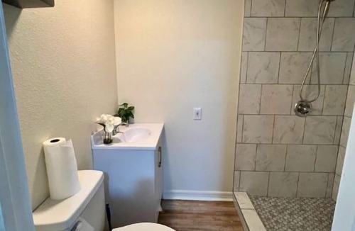 Port Arthur House | Complete Guesthouse Experience in Port Arthur, Texas, USA