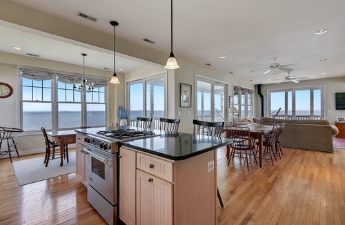 Arundel on the Bay House | Complete WATERFRONT LIVING! 5 BR in Quiet Waterfront Community