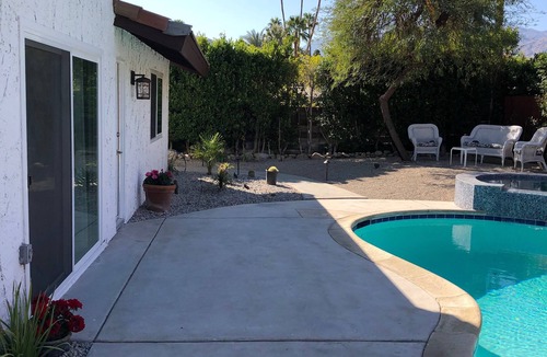 Sunrise Villas House | Completely redone Palm Springs Oasis!