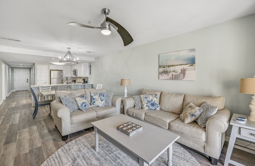 Scenic Gulf Drive Condo | Completely Remodeled, 2 Kings, Bunkroom, Beach Service
