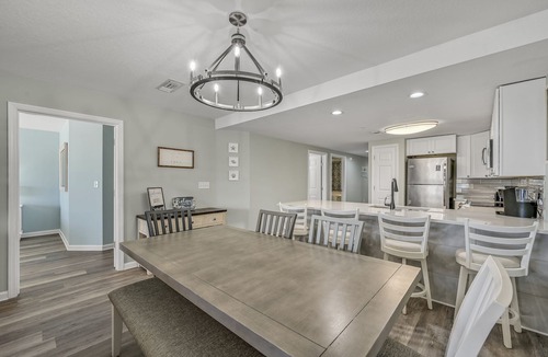 Scenic Gulf Drive Condo | Completely Remodeled, 2 Kings, Bunkroom, Beach Service