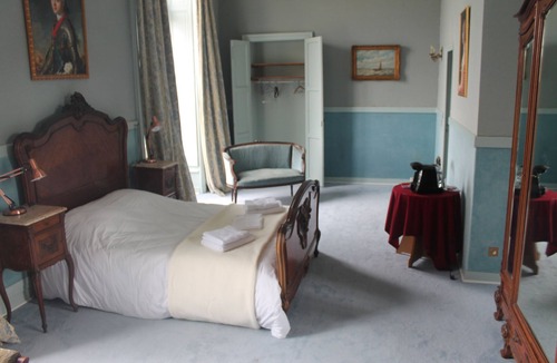 Bourg-dIre Other | Completely renovated 18-room Louis XIII-style chateau (sleeps 38)