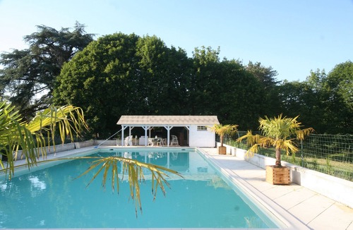 Bourg-dIre Other | Completely renovated 18-room Louis XIII-style chateau (sleeps 38)