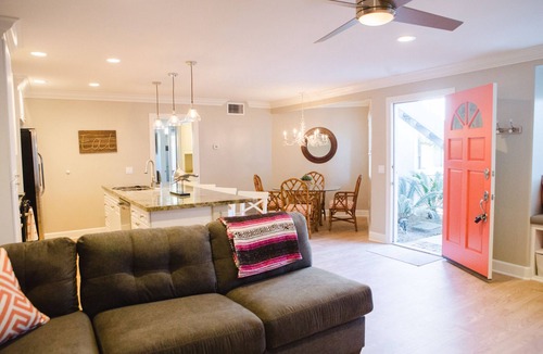 Townsite House | Completely Renovated Family Friendly Bungalow!