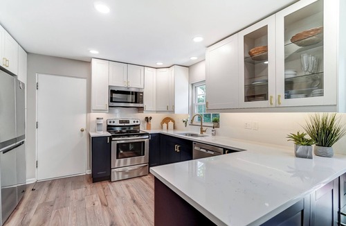 Kettering House | Completely updated home! -Close to hospitals, UD, Wright Patt Air Force Base.