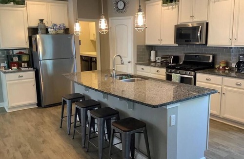 Austin House | Completly Furnished SeaHome in South Austin