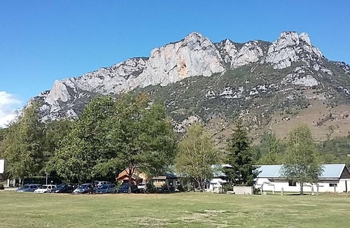 Les Cabannes House | Complexe des Oustalous