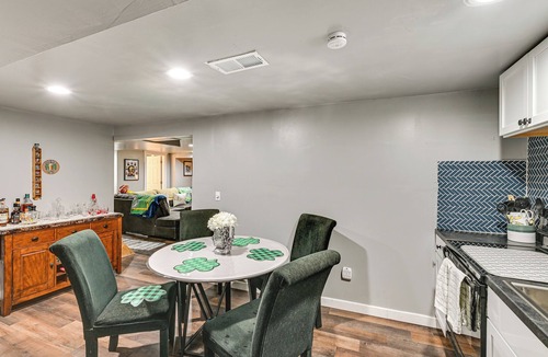 Near Northwest Apartment | Complimentary Limo & Concierge - 1 Mi to Stadium