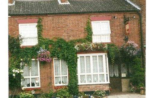 Ashbourne Bed & Breakfast | Compton House