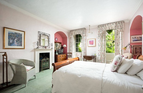 Cross House | Compton House