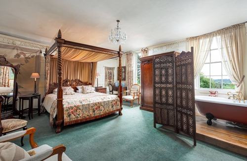 Cross House | Compton House