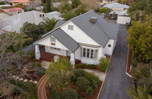 Horsham House | Compton Manor Horsham