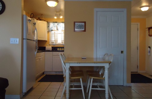 Ruidoso Cottage | COMY, COZY COTTAGE! HOT TUB ! PETS BY APPROVAL. nTIME TO BOOK FOR SUMMER!