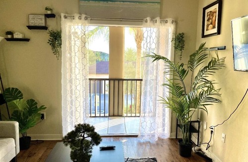 Southside Apartment | concatenation meditation 2
