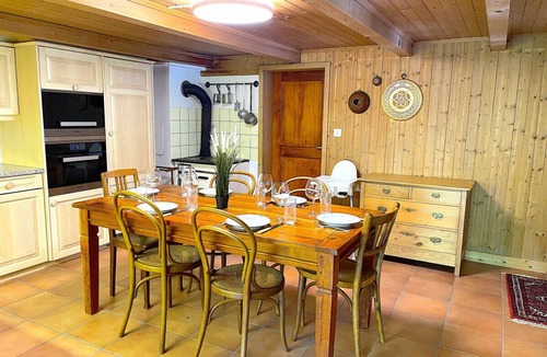 Darligen Ski Chalet | Concierge, Lake Thun/Alps Scenic Views by SwissHut