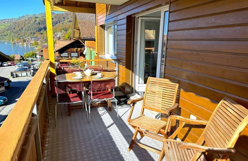 Merligen Apartment | Concierge, Lake Thun/Alps Scenic Views by SwissHut
