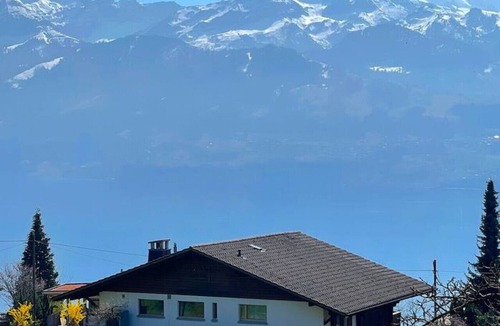 Goldiwil Apartment | Concierge, Lake Thun/Alps Scenic Views by SwissHut