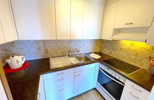 Goldiwil Apartment | Concierge, Scenic Views, Long Stay by SwissHut