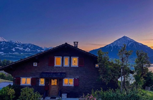 Merligen Ski Chalet | Concierge service, away from the crowds