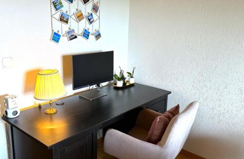 Goldiwil Apartment | Concierge with Scenic Views and Long Stay by SwissHut