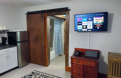 Seneca Falls Apartment | Concord for Solo or Couples