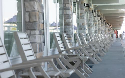 Avalon Hotel | Concord Suites