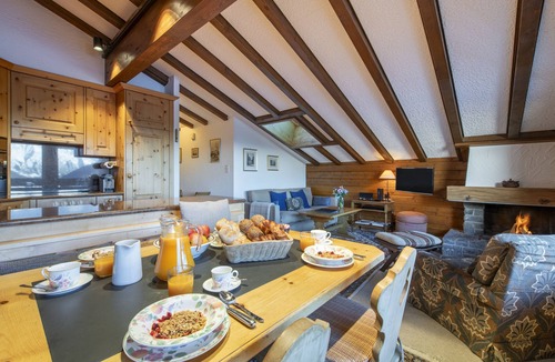Verbier Cottage | Concorde 537 - a self catered that sleeps 4 guests in 2 bedrooms