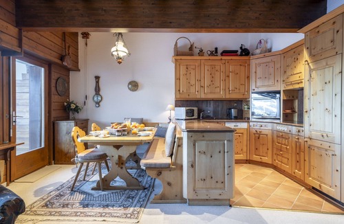 Verbier Cottage | Concorde 537 - a self catered that sleeps 4 guests in 2 bedrooms