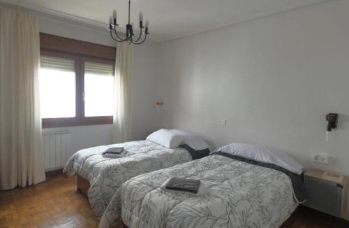 Lerin Apartment | Conde de Lerín by Clabao