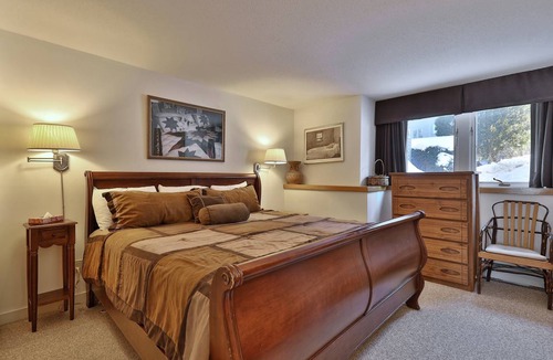 Central Vermont- Killington Condo | Condo ∙ 1 bedroom ∙ 4 guests