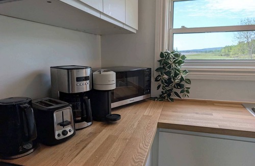 Ste Anne de Beaupre Apartment | Condo 1 - Waterfront with SPA, Fireplace & Barbecue