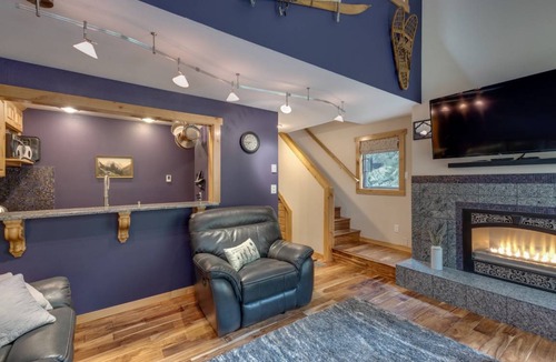 Glacier Condo | Condo ∙ 2 bedrooms ∙ 4 guests