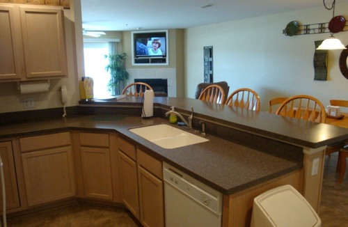 Osage Beach Condo | Condo 331 Parkview Bay, Osage Beach Super Nice Lakefront Condo