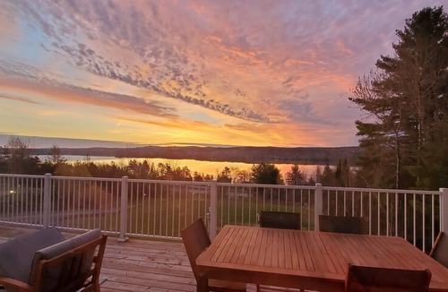 Deauville Condo | Condo Au Sommet du Lac Magog