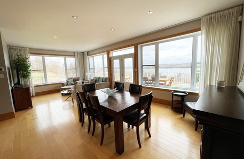Deauville Condo | Condo Au Sommet du Lac Magog