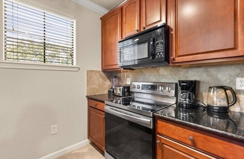 Wellington Condo | Condo Close to Disney With Large Communal Pool