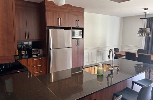 Saint-Sauveur Apartment | Condo de luxe au pied de la montagne
