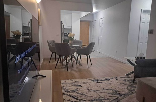 Sainte-Marie Apartment | Condo Downtown Montreal