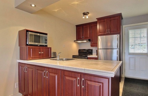 Bromont Apartment | Condo for rent in Bromont on the slopes!